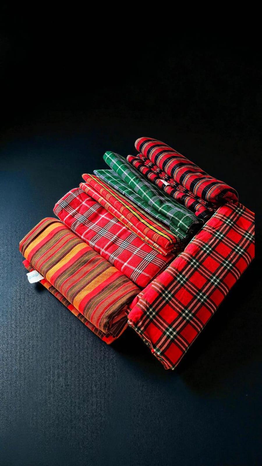 Kenyan Maasai Shuka Blanket | Maasai Fabric | Kikoy Kikoi Kenia | African Safari Throw Sarong Shawl Blankets | Massai Tuch | Kenya Stoff